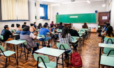 Projeto cria bolsa emergencial para estudantes de faculdades privadas durante pandemia