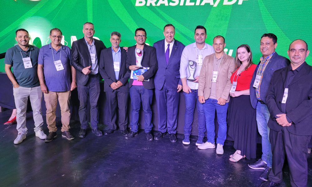 Trabalho da Câmara de Nova Serrana é reconhecido com dois troféus de nível nacional