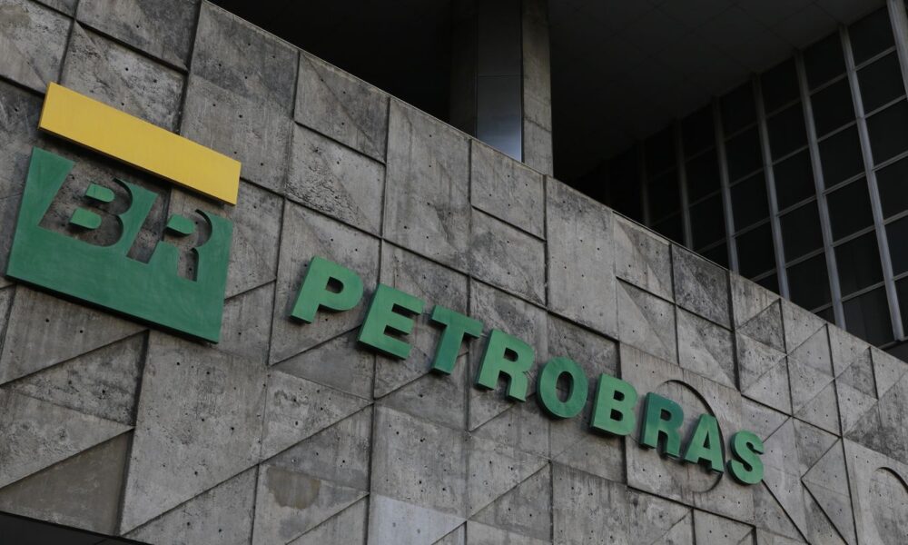 petrobras-ira-distribuir-r$-21,95-bi-em-dividendos-extraordinarios