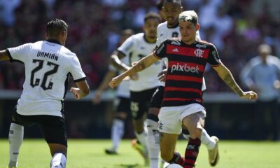 botafogo-vence-flamengo-no-maracana-por-2-a-0