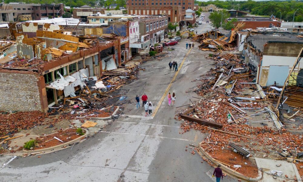 tornados-deixam-3-mortos-em-oklahoma;-dezenas-de-pessoas-ficam-feridas