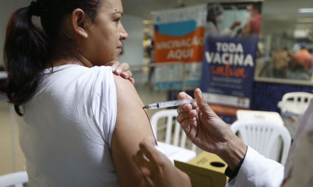 sao-paulo-amplia-vacinacao-contra-gripe-para-quem-tem-mais-de-6-meses