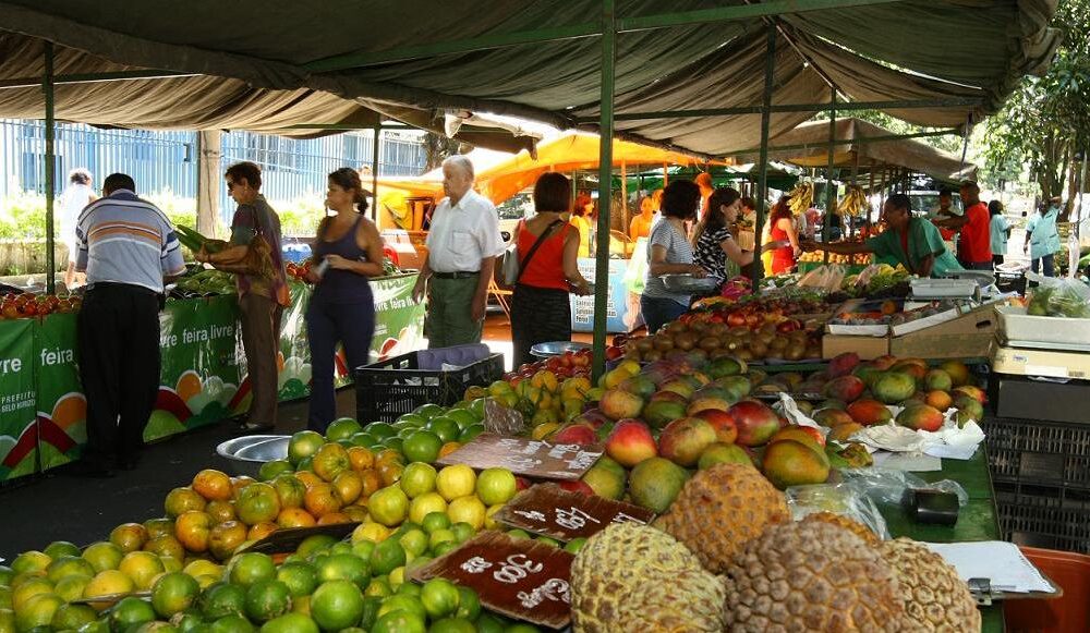 feira frutas alimentos