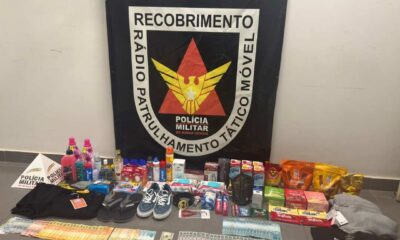 Cédulas falsas apreendidas junto com 4 suspeitos em Bom Despacho — Foto: Polícia Militar/ Divulgação