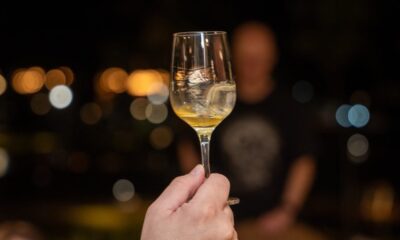 Dia da Cachaça: entenda como funciona produção de bebida que pode chegar até R$ 20 mil em leilões — Foto: @tiberiogilgastronomia