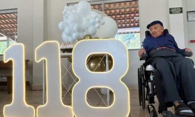Levino da Costa de Jesus completou 118 anos nesta terça-feira (6) em Pará de Minas — Foto: Marisa Melo/Divulgação