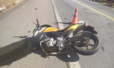 1 de 1 Motociclista foi socorrido em estado grave após acidente — Foto: PRF/Divulgação
