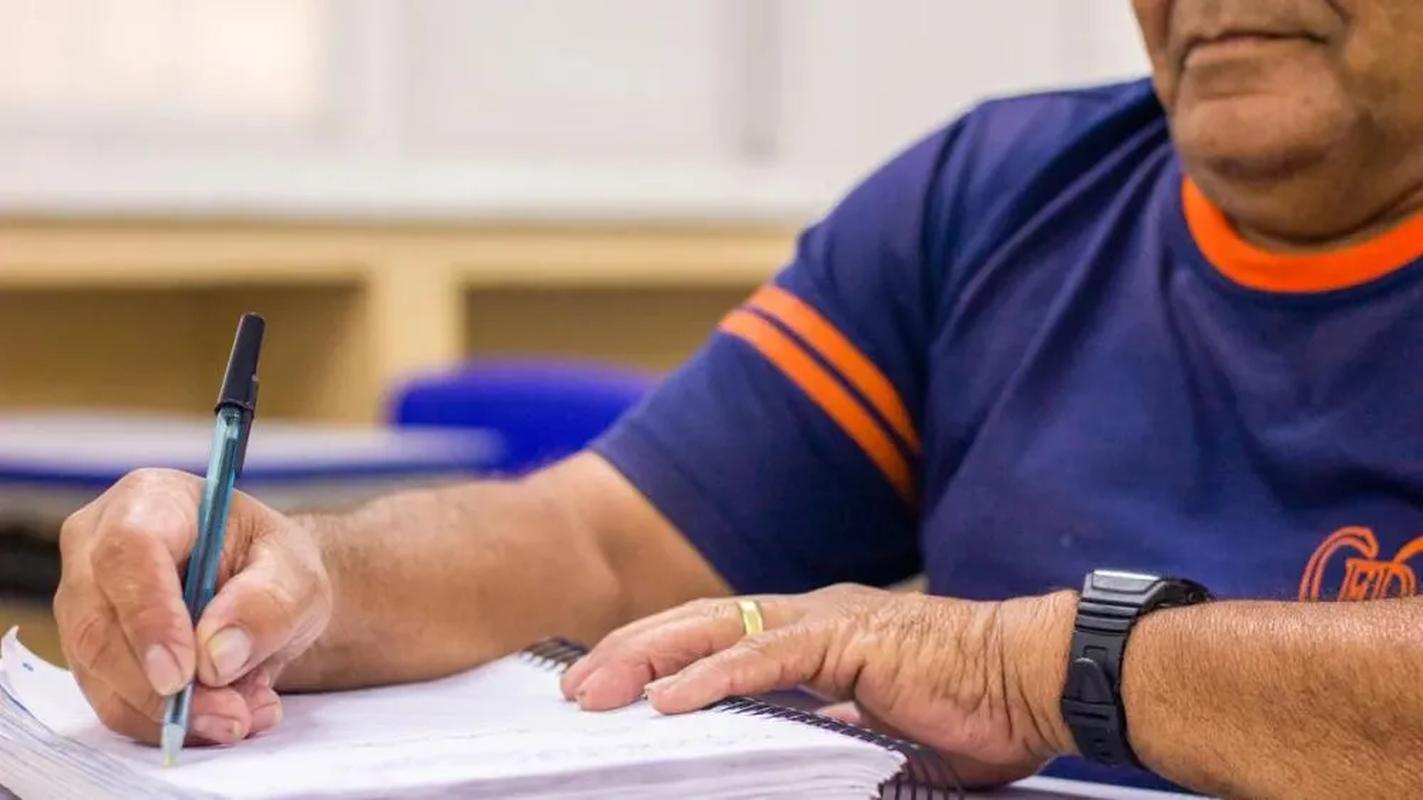 CESEC de Nova Serrana celebra 15 anos com cerimônia na Câmara Municipal - Fonte: PortalVHNews