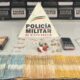 Delivery de drogas: drogas eram entregues e escondidas na buzina do carro — Foto: Polícia Militar/ Divulgação