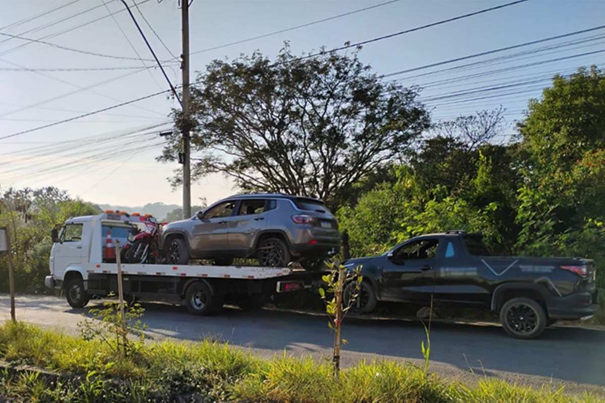 Foram cumpridos 17 mandados de busca e apreensão em Divinópolis e outros três municípios — Foto: MPMG/Divulgação