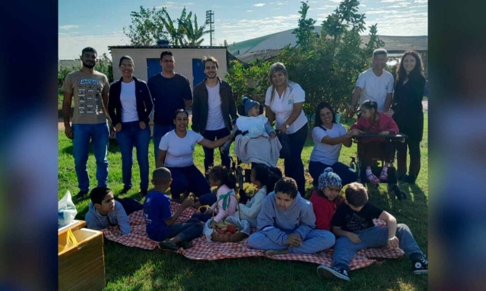 Projeto “grandes exploradores do mundo animal” promove educação ambiental com visita ao horto municipal - Foto: Prefeitura de Nova Serrana/Divulgação