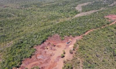 Empresa de Divinópolis é suspeita de envolvimento em extração ilegal de minério de ferro em área de preservação ambiental — Foto: Polícia Federal/Divulgação