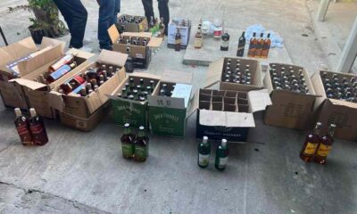 Bebidas falsificadas apreendidas em Pará de Minas — Foto: PM/Divulgação